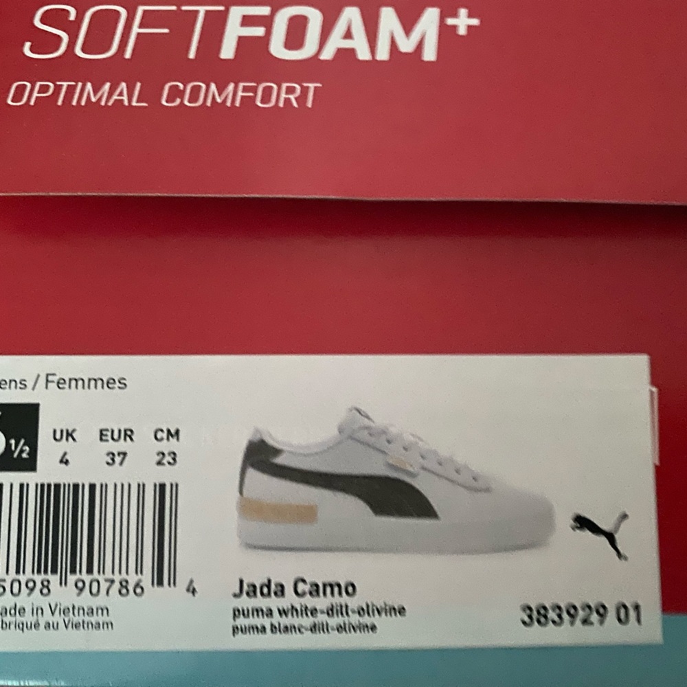 Puma sneakers. New with tags